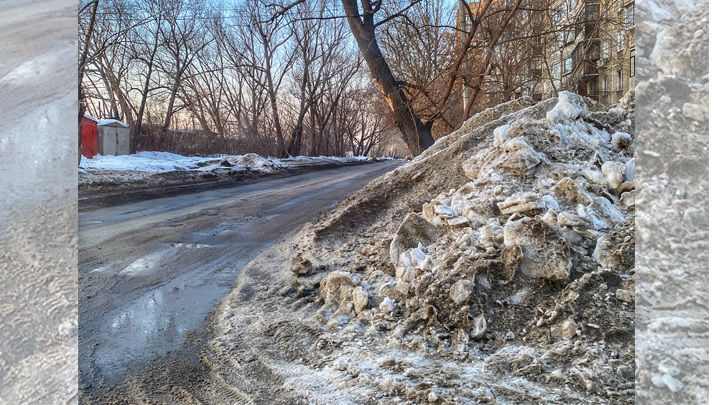 Мэр приказала ускорить уборку Челябинска, но город завален гигантскими кучами