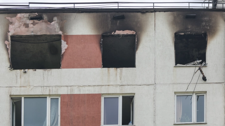 Момент взрыва газа в саратовской многоэтажке попал на камеру домофона