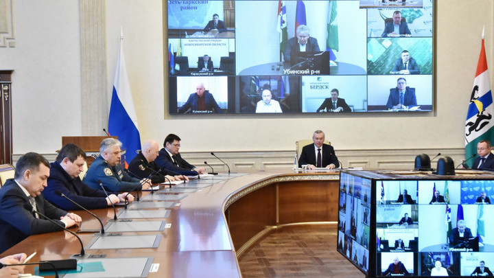 Губернатор Травников поручил всем службам слаженно и оперативно реагировать на паводковую ситуацию