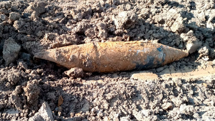 На Кубани на территории завода росгвардейцы уничтожили артиллерийский снаряд времен ВОВ