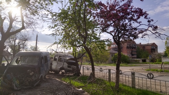 Они не христиане: Депутат Ростислав Антонов попал под обстрел в мариупольском храме