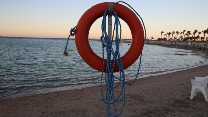 Пропавший батискаф подаёт признаки жизни: Спасатели услышали стук