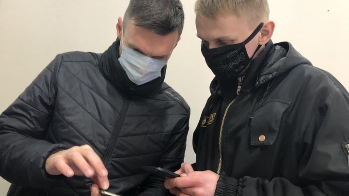 Юрист из Челябинска объяснил, почему не требует у клиентов QR-кодов