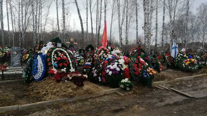 В мэрии Новосибирска заявили, что захоронениям участников СВО подтопление не угрожает