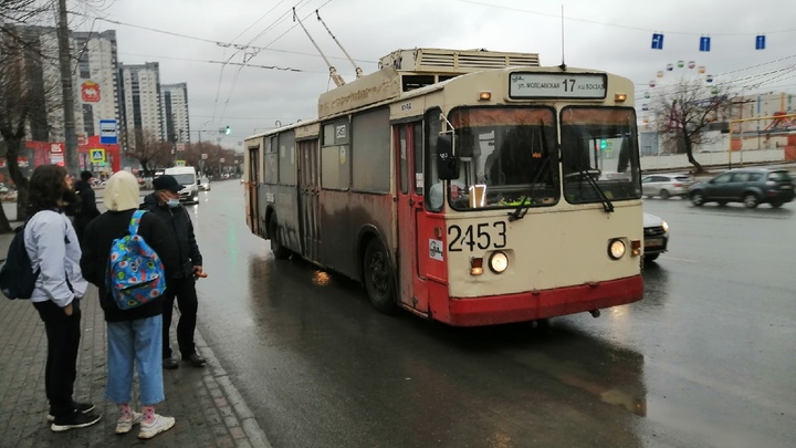 В Челябинске троллейбусы до вокзала развернут на полпути