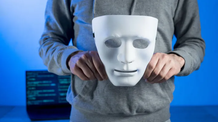 Игровые бонусы обернулись кредитом: ребенок из Roblox втянула мать в долг на 700 тысяч