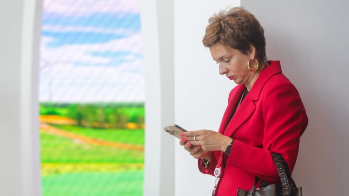 Любовь до потери IPhone: мошенники вышли на охоту на сайты знакомств. Как не стать жертвой цифрового шантажа