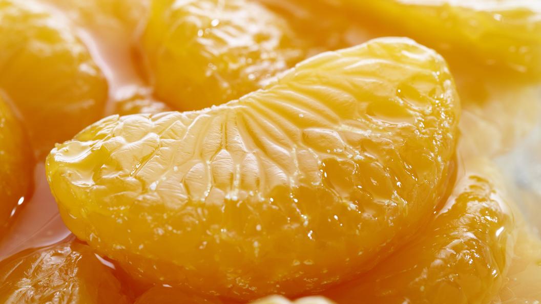 Мандарины в сиропе. Консервированные мандарины. Консервированные апельсины. Желтые мандарины. Мандарины в сахарном сиропе.