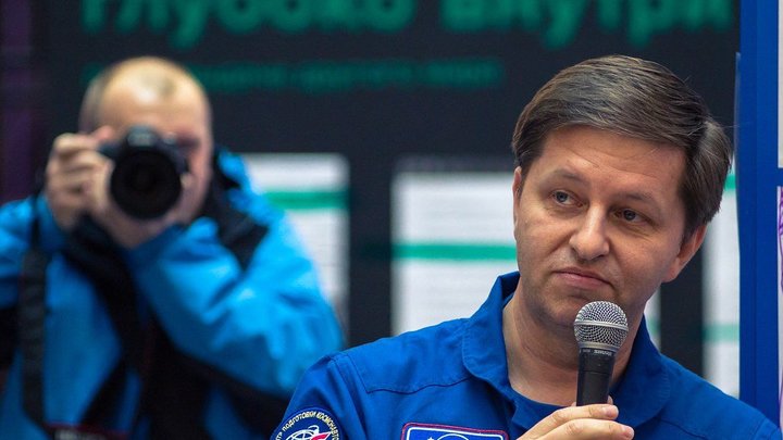 «Газета.ru»: кандидата в космонавты Андрея Бабкина списали из-за фильма «Вызов»