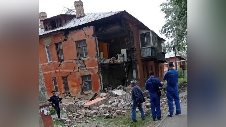 В Челябинске решили судьбу рухнувшего дома по Кронштадтской