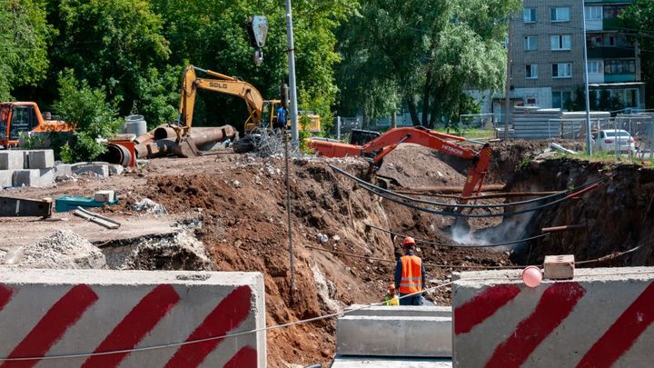 Трехлетний ребенок провалился в коммунальную траншею в темноте на Урале