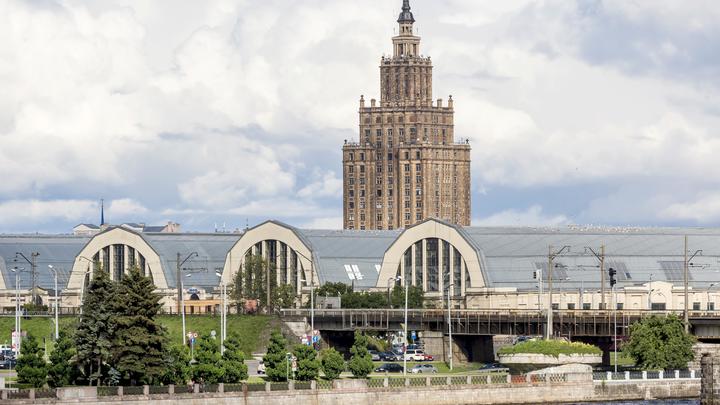 Шрам оккупации на лице Риги: Латвийский банкир предложил снести здание Академии наук Латвии