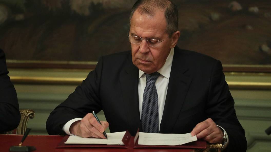 В одном шаге от колоссальной ошибки: Лавров предупредил Порошенко В одном шаге от колоссальной ошибки: Лавров предупредил Порошенко