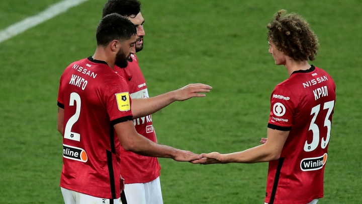 Череда травм и замен, жуткое давление и слёзы: Спартак обыграл Локомотив