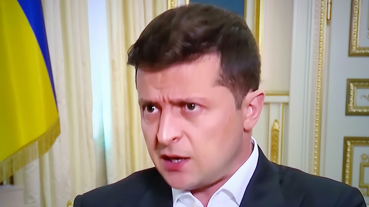 Мы ему готовы в этом помочь: Зеленского призывают пойти на Крым