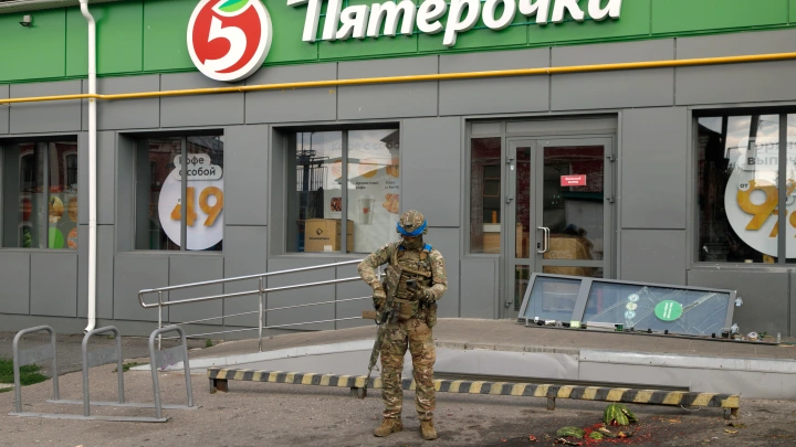 Знаменитая Пятёрочка в Судже. Что с ней стало? По Сети поползли неожиданные слухи