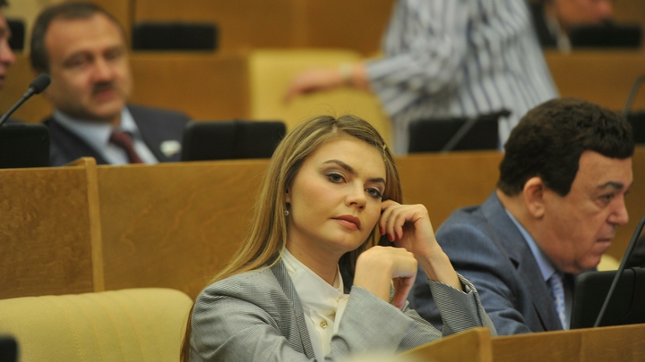 Великобритания внесла в санкционный список Людмилу Путину и олимпийскую чемпионку Алину Кабаеву