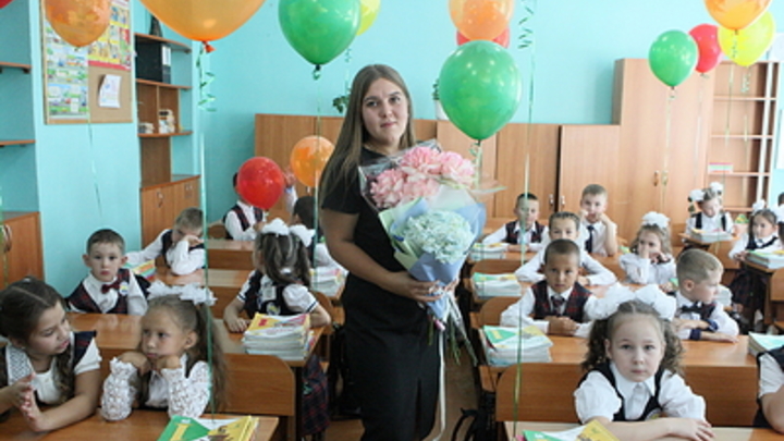 На Кубани с 1 октября всем учителям повысят зарплату на 5 тыс. рублей