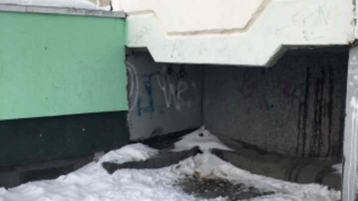 В Выксе задержали бабушку, которая могла выбросить двухлетнего внука из окна