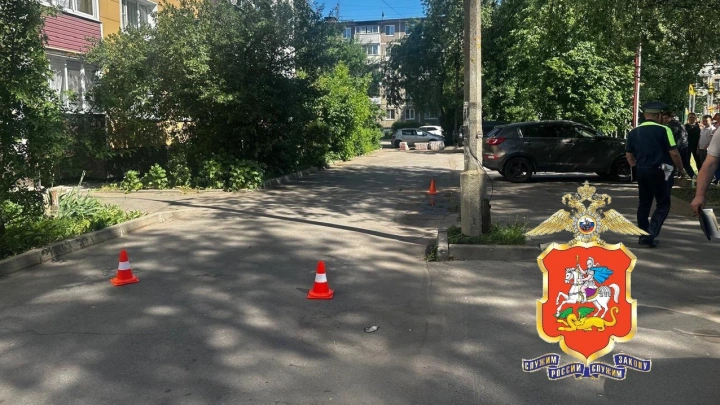Женщина за рулём Kia задавила трёхлетнюю девочку в Бронницах