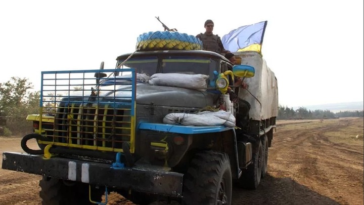 Украинские боевики похитили машину херсонца с помощью эвакуатора