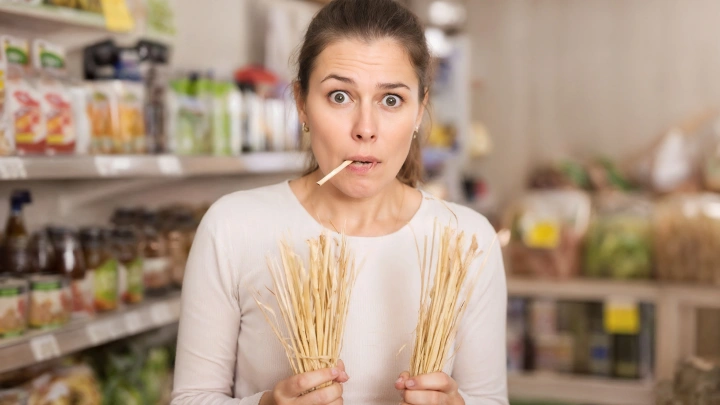 Вы правда едите солому?!: Американка сопротивлялась. Но русские всё равно победили