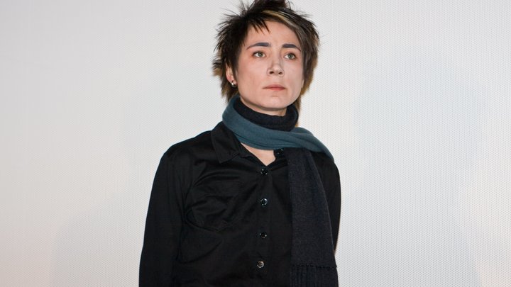 Земфиру* выдают за патриотку? Певица отрицает французское гражданство, неверные сведения удалены