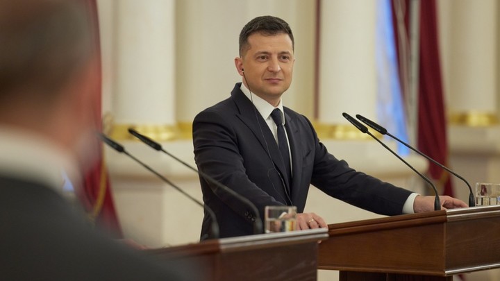 Два условия отставки Зеленского: На Украине снова хотят поменять власть?