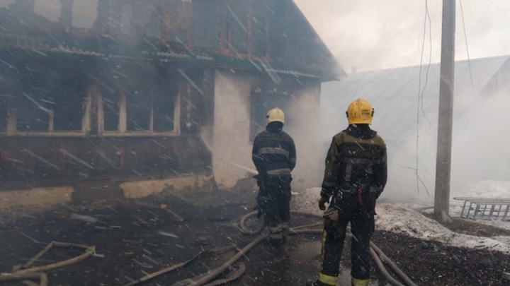 Следком во Владимирской области будет выяснять причины гибели на пожаре жителя села Спасское