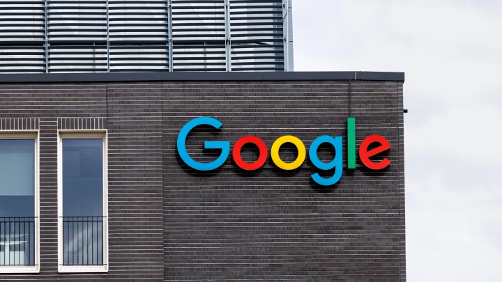 Google похвастался цензурой. Удалены тысячи русских и китайских каналов. Уже даже не скрывают