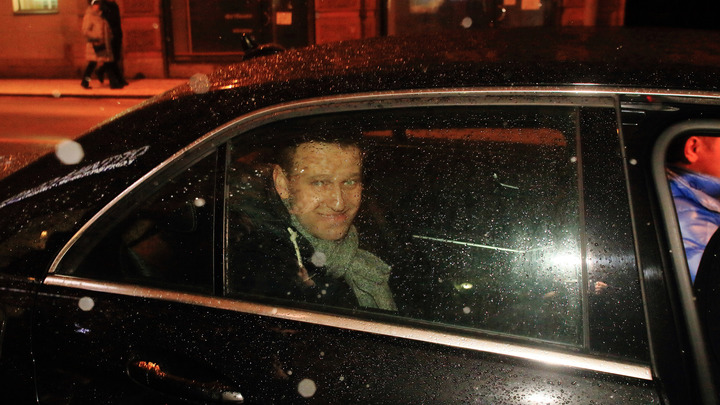 Это обычный подонок: в травле фермера Олега Сироты обвинили Навального