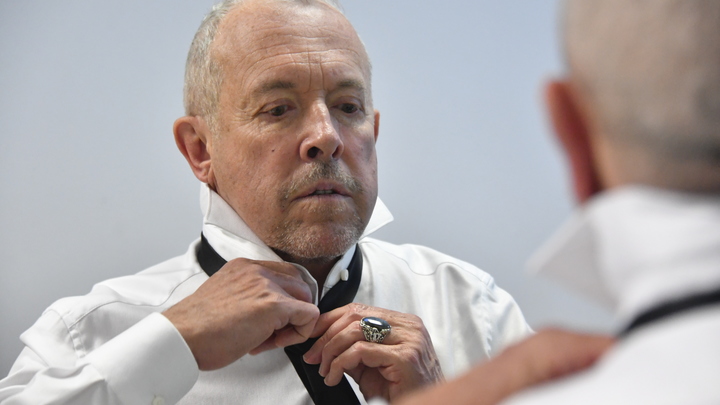 Андрей Макаревич* совсем сдал. Бывшая легенда выступает под кальян и пиво...