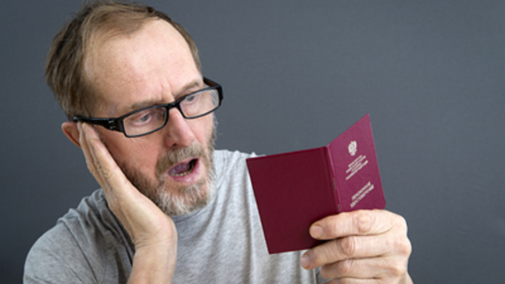 Пенсионная дискриминация в России: Больше трети мужчин заявили об ущемлении своих прав - опрос Superjob