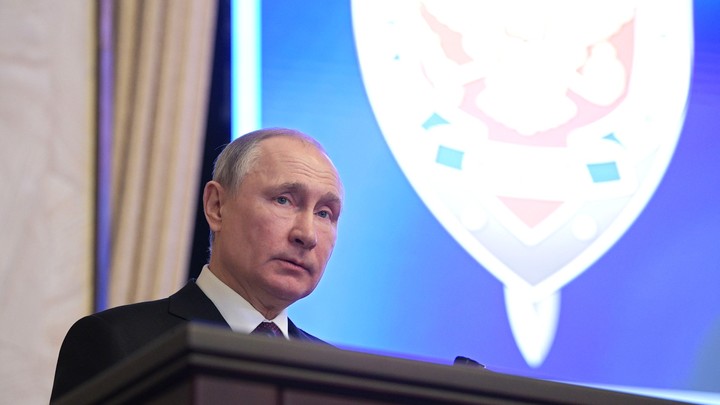 Предатели рядом: чиновники против предложения президента?