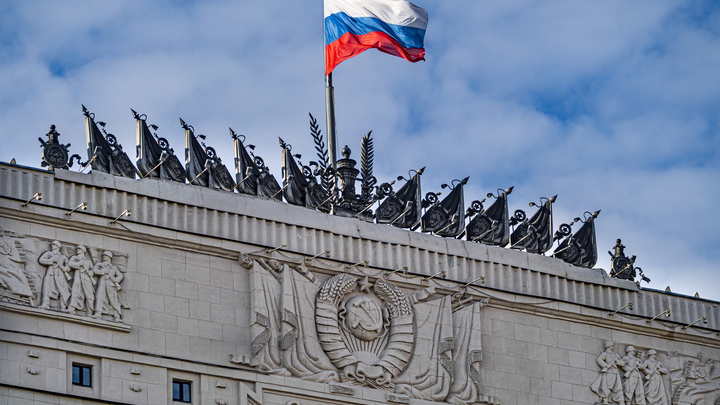 Древнеславянский, а не западный: Историк объяснил смысл букв Z и V для русских