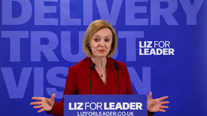 Сменщице Джонсона уже готовят вотум недоверия: Трасс могут отправить в отставку