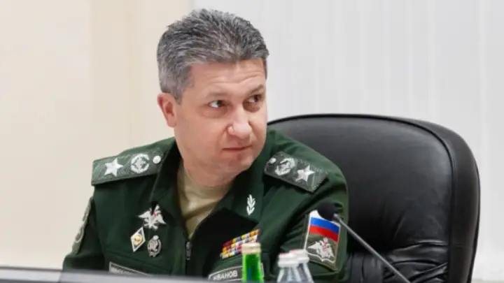 Life.ru: Появилось видео, как мать Тимура Иванова просит его не отправляться на СВО