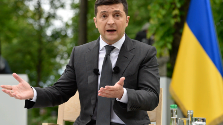 С Украиной произойдёт так же: Западные СМИ напомнили Зеленскому Сказку о рыбаке и рыбке