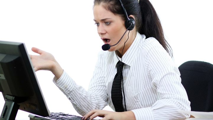 Аферисты стали запугивать жертв тюремным сроком за финансирование армии Украины