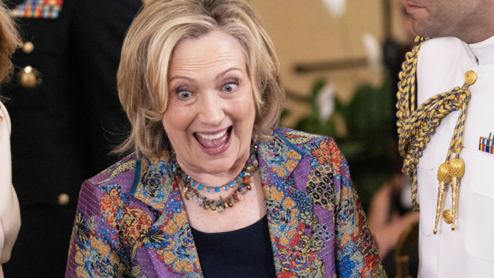 А свободная ли Америка? Дугласу Мэки грозит 10 лет тюрьмы за шутку о Хиллари Клинтон