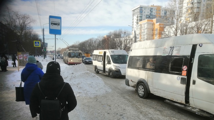 В Магнитогорске мигрант подговорил маршрутчиков отомстить пассажирке