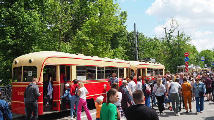 8 июля по Москве пройдет парад ретротранспорта: маршрут колонны