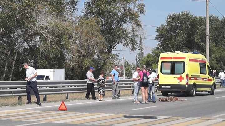 В Челябинске под колесами отечественного авто погибла пенсионерка