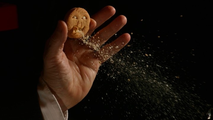 Синдром чужой руки и болезнь оборотня: Три самые странные болезни в истории медицины