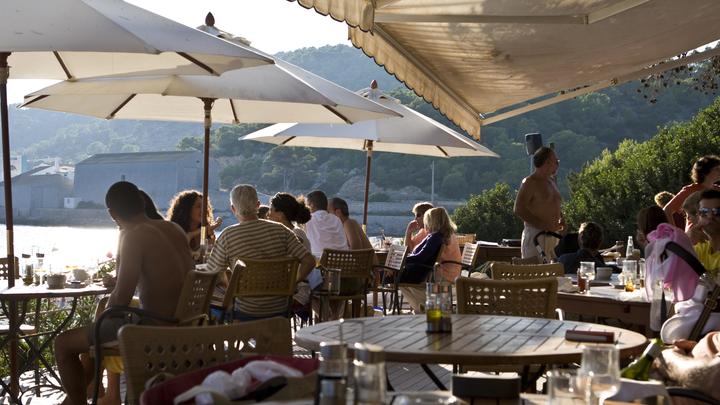 Украинских туристов рассекретили свои же: Отдыхающим выдали пять категорий