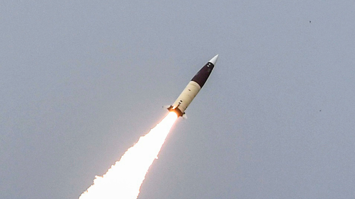 Украина заявила о первом ударе ракетой ATACMS вглубь территории России