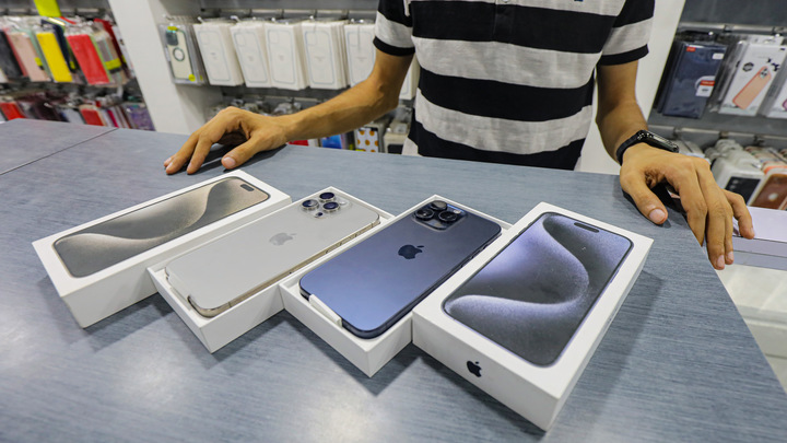 IPhone 15 перегревается не только в тяжелых играх, но и в мессенджерах