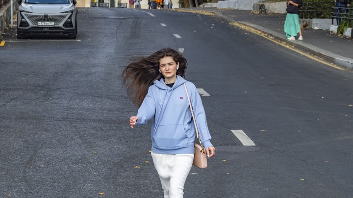 Что будет, если мыть голову гелем для душа? Рассказывает трихолог