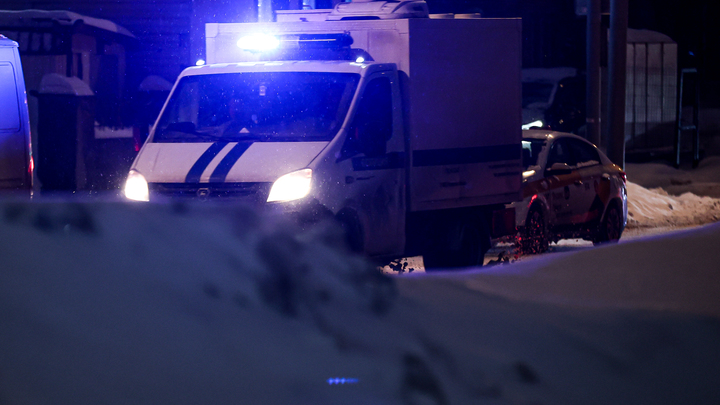 В Крыму бойцы ЧВК приехали в кафе на подмогу к своим и уложили всех лицом в пол