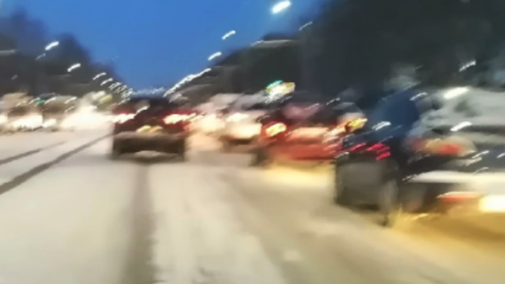 Водители сообщили об утренней ситуации с пробками на трассе М-5 в Челябинской области